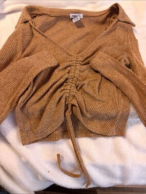 rue21 Tan Ribbed V-Neck Drawstring Sweater